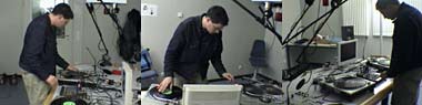 Stefan Beck scratching at HR2 radio station Frankfurt, December 2002